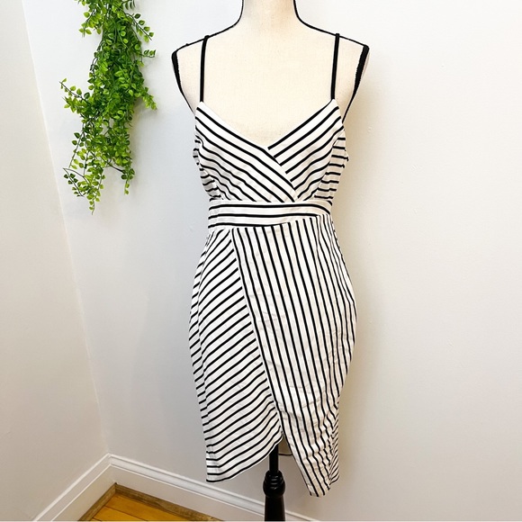 Bardot Dresses & Skirts - Bardot Asymmetrical Black White Striped Dress US 8 Med